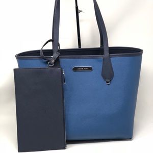 Michael kors candy LG reversible totebag+wristlet